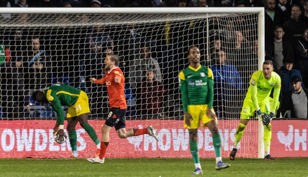 Luton Town v Preston North End - Sky Bet Championship