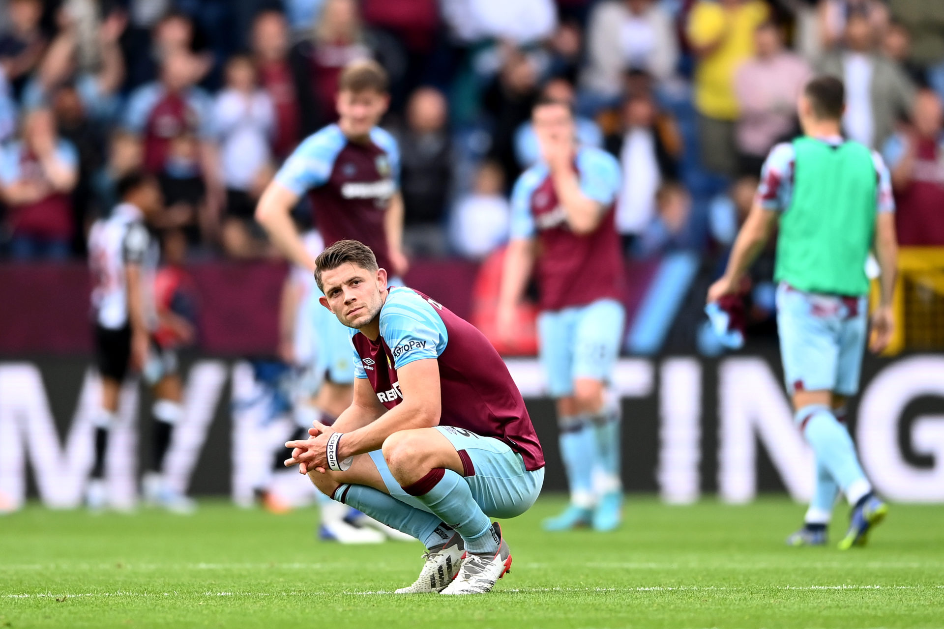 Burnley win Championship title by beating rivals Blackburn